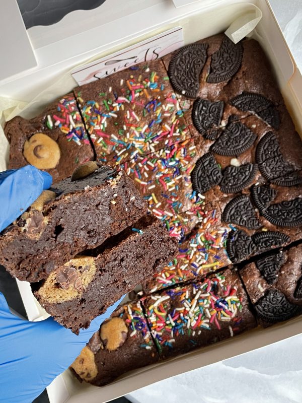 Brownies by the Dozen - Image 10